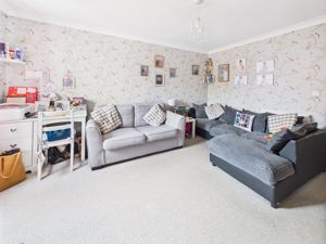 Living room- click for photo gallery